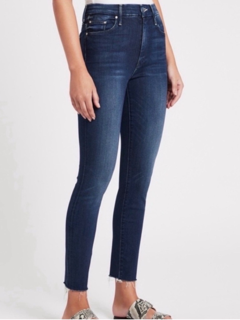 MOTHER Jeans High Waisted Looker Fray Last Call Size 25